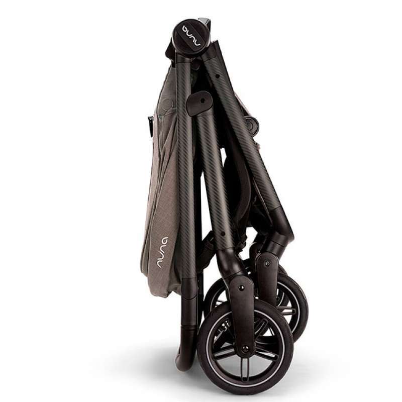 CARRINHO DE PASSEIO NUNA SWIV