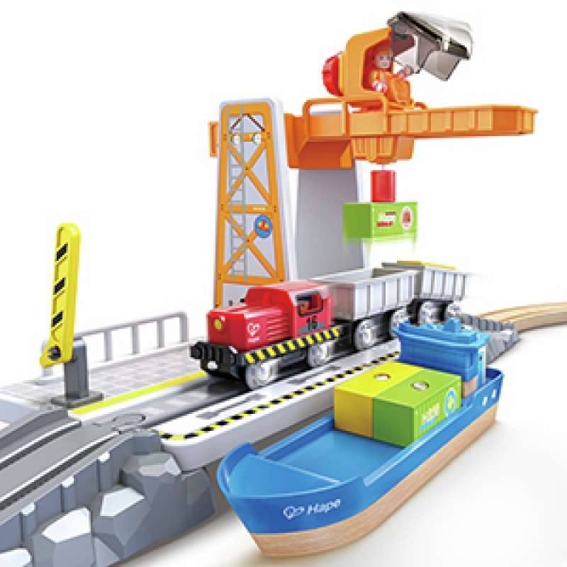 CONJUNTO DE CARGA MARÍTIMA E FERROVIÁRIA HAPE