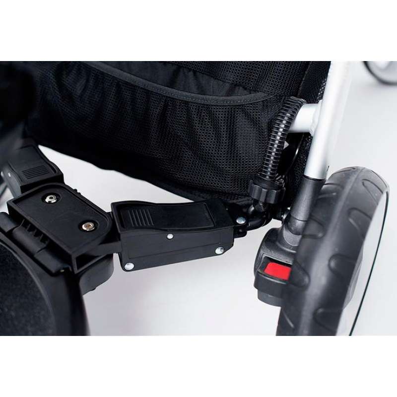 TROTINETE E ASSENTO UNIVERSAL OLMITOS PARA CARRINHOS DE BEBE